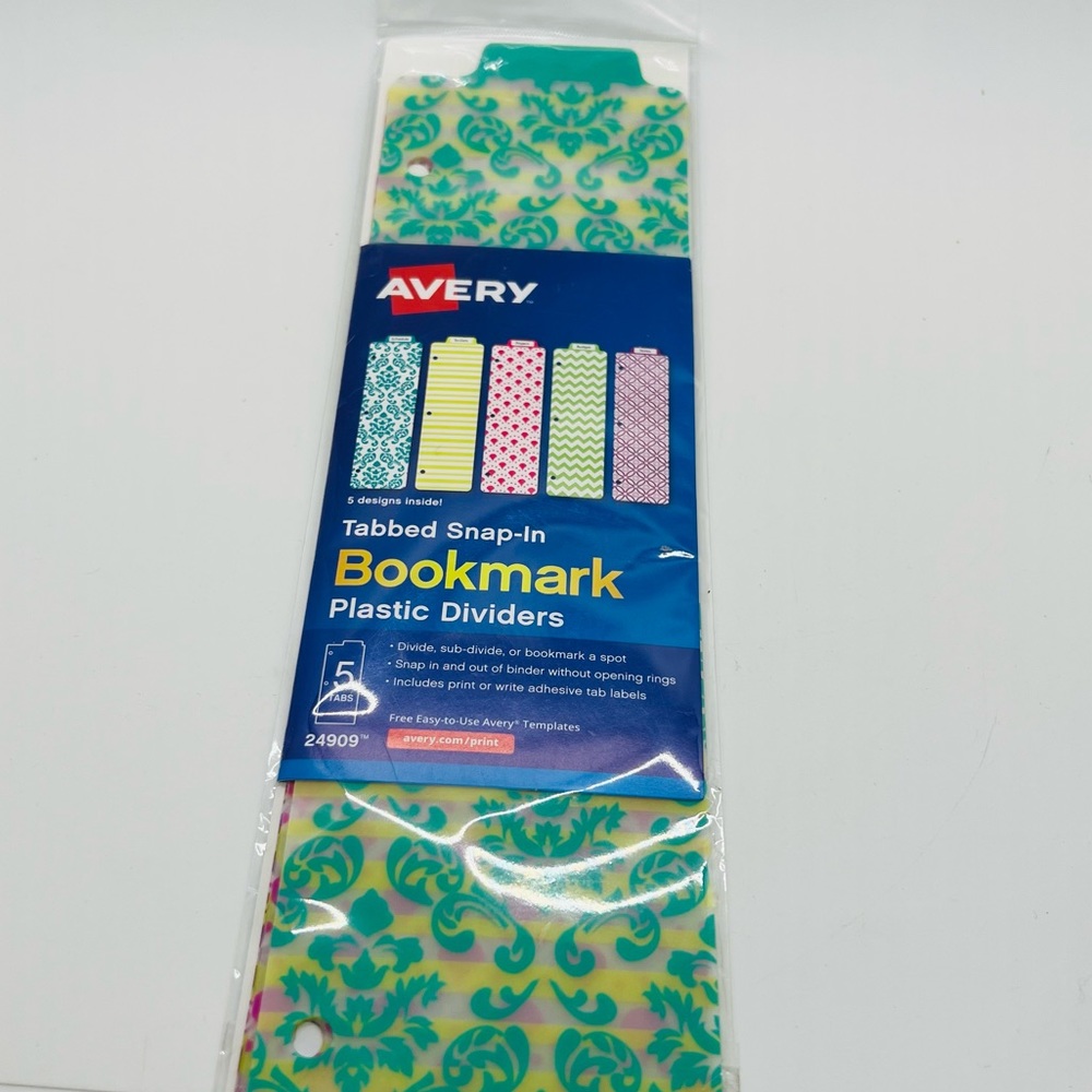 NWT Avery Snap-in Bookmark Plastic Dividers for 3 Ring Binders, 5-Tab Set